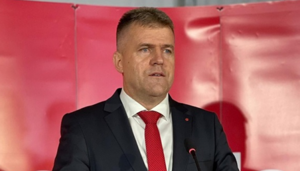 Karajbić: Razgovara se s OHR-om, ko ima većinu treba da bude vlast