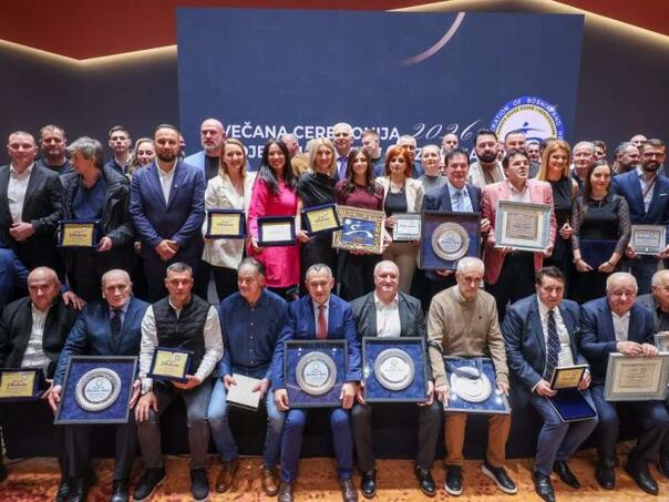 Karate savez BiH dodijelio priznanja sportistima, trenerima i sportskim radnicima