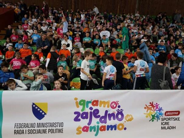 Karavan dječije radosti stigao u Goražde