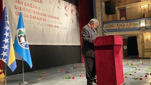 Kardinal Puljić: Iza svake žrtve nečije srce krvari, trpi i žaluje