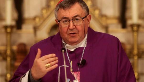 Kardinal Puljić: Predajem svoju službu mlađem i snažnijem