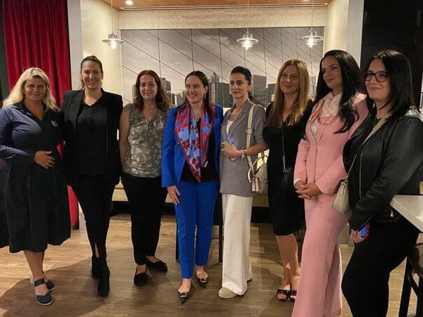 Karić u New Yorku predstavila Grad Sarajevo na Globalnom samitu Mreže jakih gradova