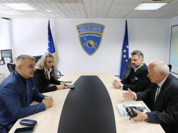 Karić upoznao počasnog konzula BiH u Austriji Jörga Hofreitera o radu DKPTBiH
