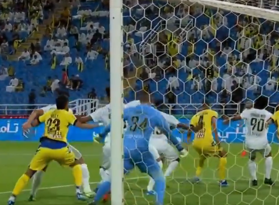 Karim Benzema postigao gol i autogol u derbiju