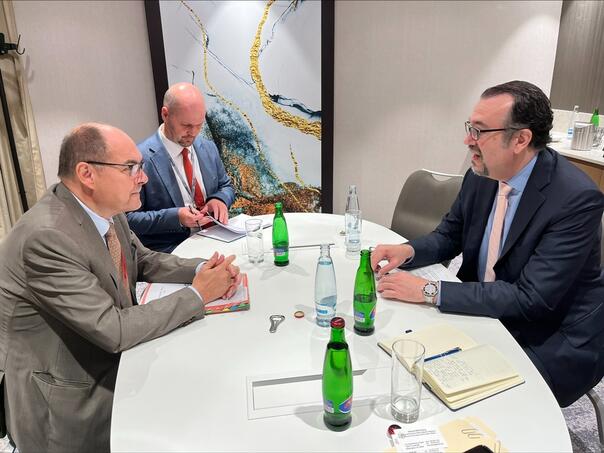 Kasanof sa Schmidtom: SAD podržava upotrebu bonskih ovlasti u BiH