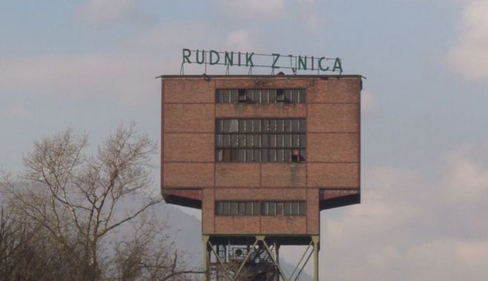 Kasni isplata toplog obroka, zenički rudari obustavili proizvodnju