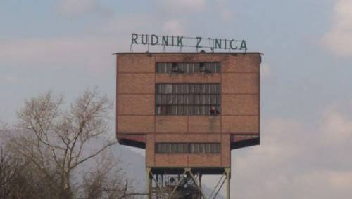 Kasni isplata toplog obroka, zenički rudari obustavili proizvodnju