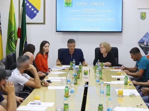 Kasumović potpisao ugovore za podršku u oblasti poljoprivrede sa 19 aplikanata