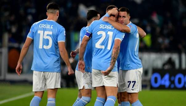 Katastrofa prvaka Italije u Rimu: Lazio deklasirao Milan!