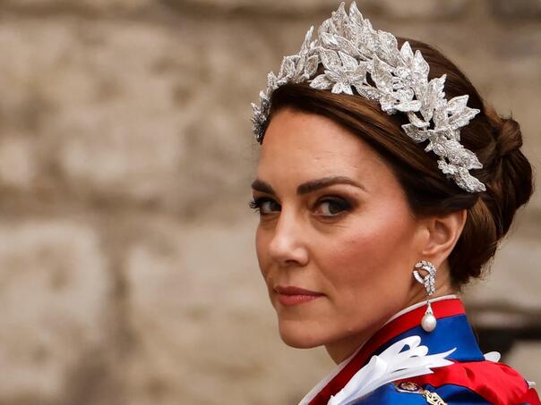 Kate Middleton se oglasila prvi put nakon operacije
