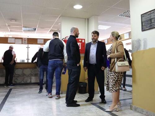 Katica: Građani ne smiju čekati u redovima, završava se nova šalter sala