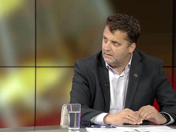 Kažnjeno šest vozača za obijesnu vožnju, oduzeto i jedno vozilo