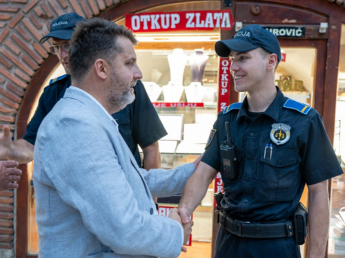 Katica obišao policijske službenike: Osigurali skoro 50 događaja za sedam dana