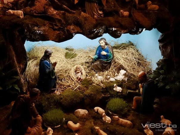 Katolici danas slave Božić, jedan od najradosnijih blagdana