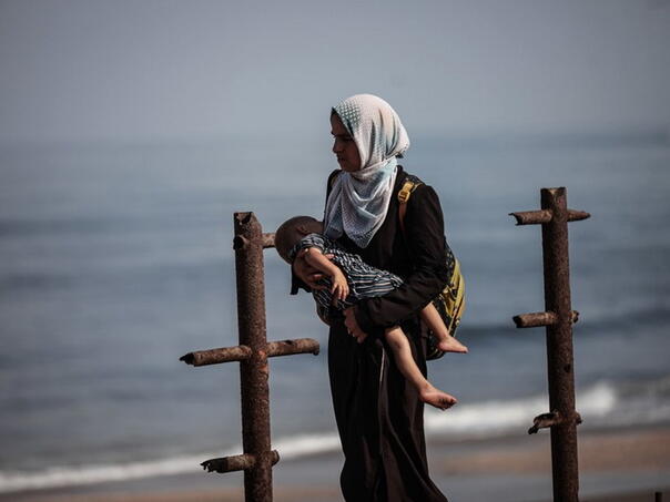 Katz: IDF udara željeznom šakom, grad Gaza gori