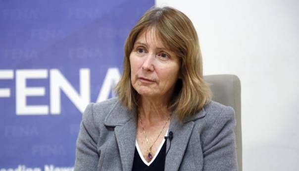 Kavalec: Snažno podržavamo nastavak funkcioniranja državnih institucija