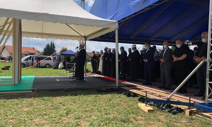 Kavazović u Kozarcu: Genocid u Srebrenici je bio završni čin UZP-a