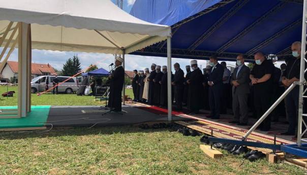 Kavazović u Kozarcu: Genocid u Srebrenici je bio završni čin UZP-a