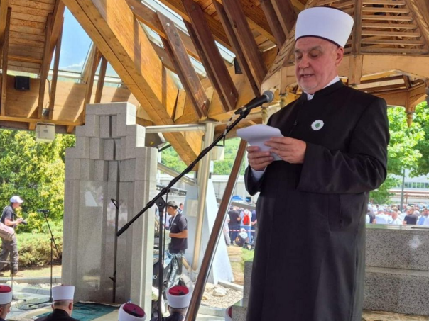 Kavazović u Potočarima: Bol nas nije slomila, u nama je nesalomljiva snaga