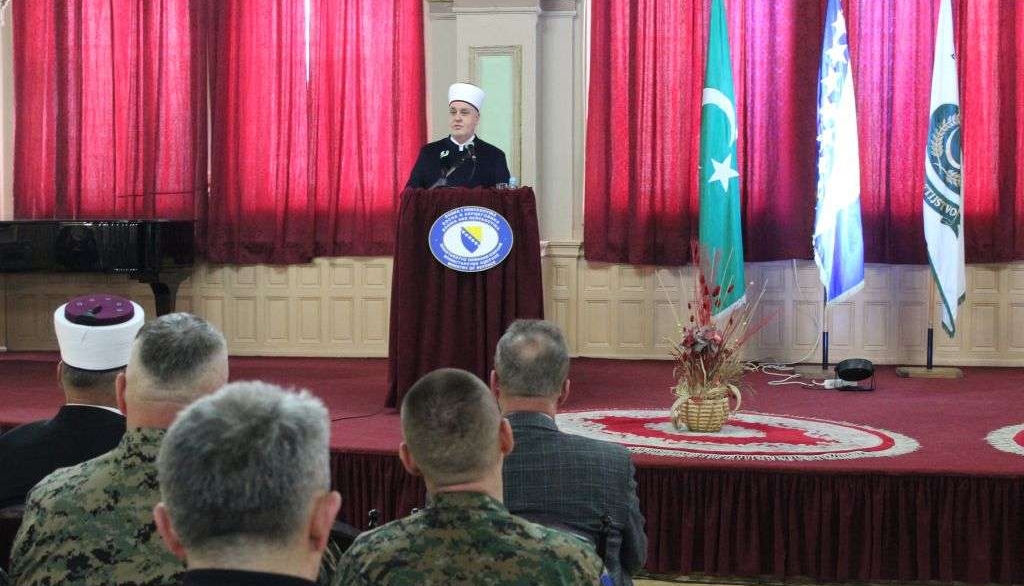 Kavazović: Važna je uloga vjere u životu svakog čovjeka, pa tako i pripadnika OSBiH