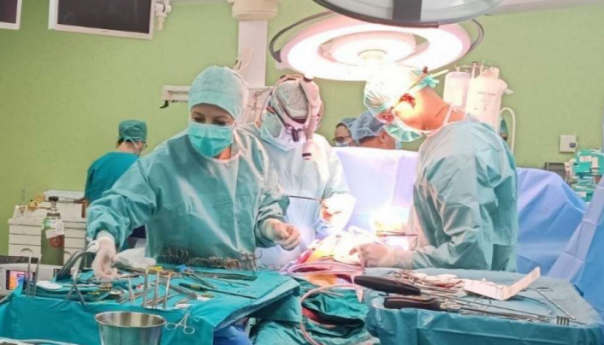 KCUS - Uspješno urađena srodna transplantacija bubrega
