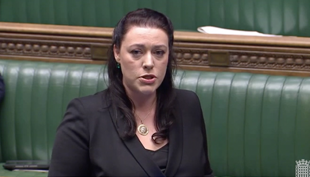 Kearns: Britanija da krene putem SAD po pitanju sankcija Dodiku