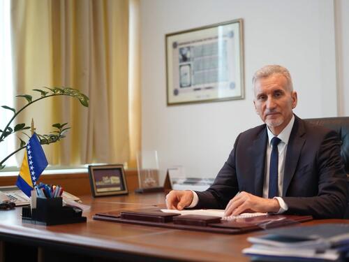 Kemal Ademović napustio NiP