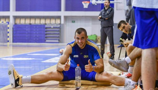 Kenan Kamenjaš ide na NBA draft 2021!