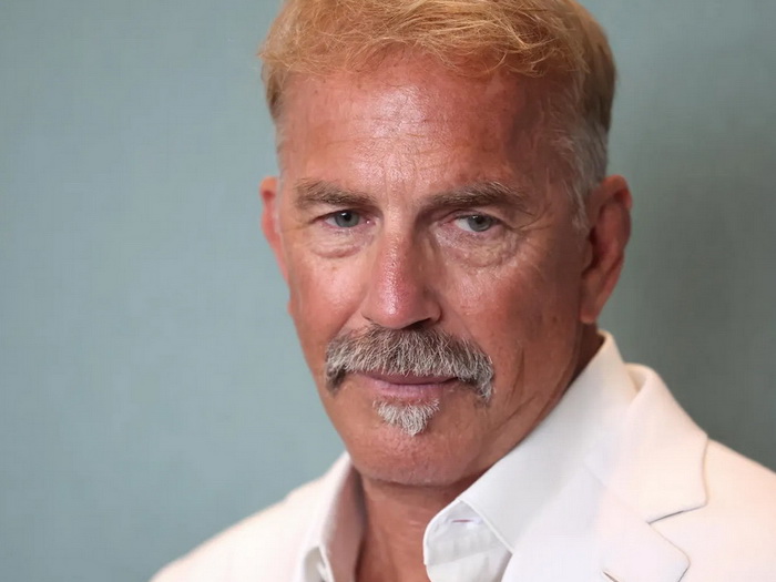 Kevin Costner o glasinama da je u vezi s pjevačicom: Dovoljno je lijepa da bih bio s njom