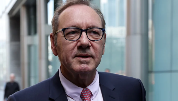 Kevin Spacey oslobođen svih devet optužbi za seksualno uznemiravanje