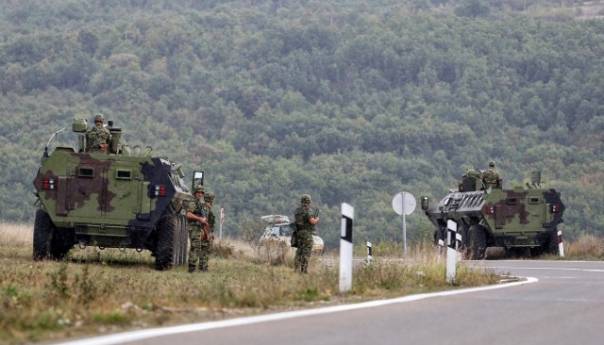 KFOR napustio prilaze administrativnim prijelazima Jarinje i Brnjak