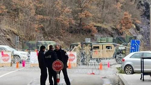 KFOR pojačao patrole oko Jarinja, na sjeveru i dalje prisutne barikade