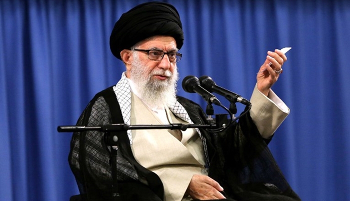 Khamenei: Američki "sporazum stoljeća" osuđen je na propast