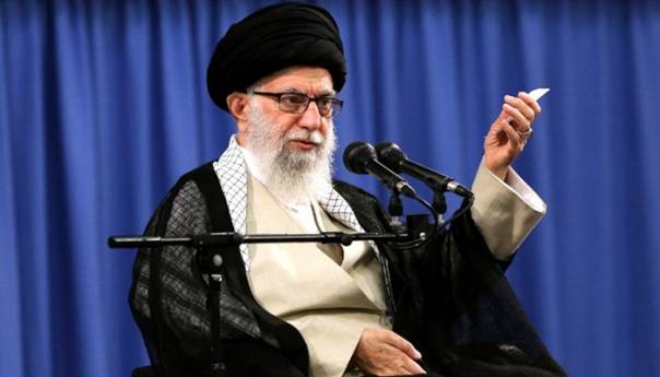 Khamenei: Američki "sporazum stoljeća" osuđen je na propast