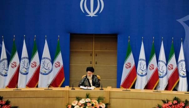 Khamenei: Borba protiv pandemije 'urgentni' prioritet