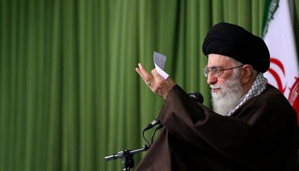 Khamenei: UAE su izdali islamski svijet sporazumom s Izraelom