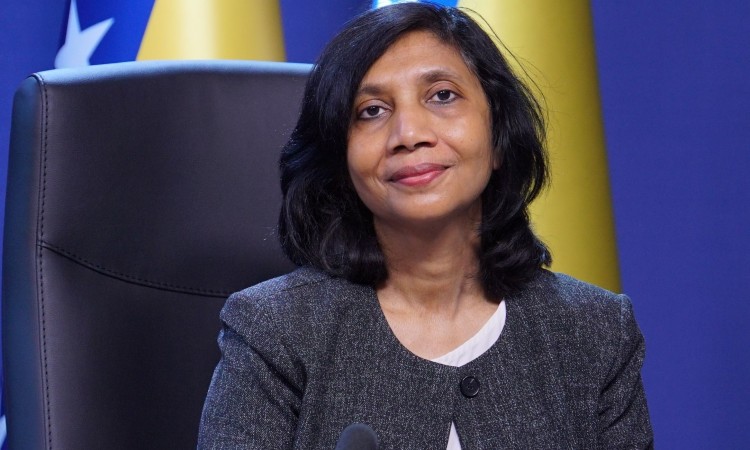 Khan: Vlade i porodice moraju osigurati pravo djeteta