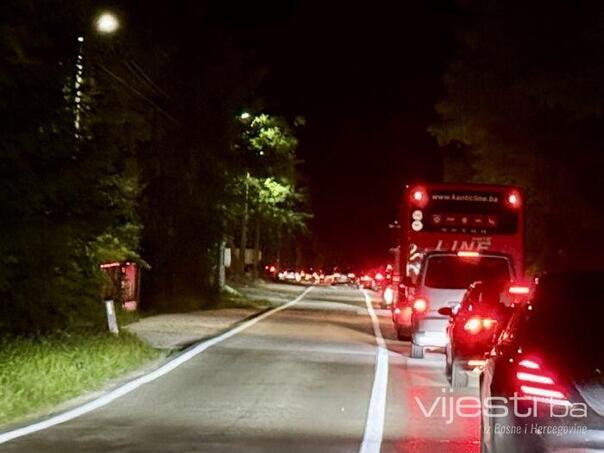 Kilometarske kolone: Od Mostara do Konjica se putuje dva sata