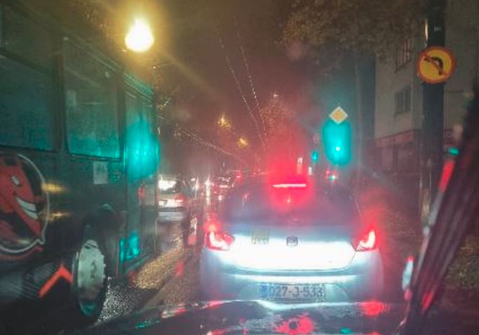 Kilometarski zastoji u Sarajevu zbog neprestane kiše