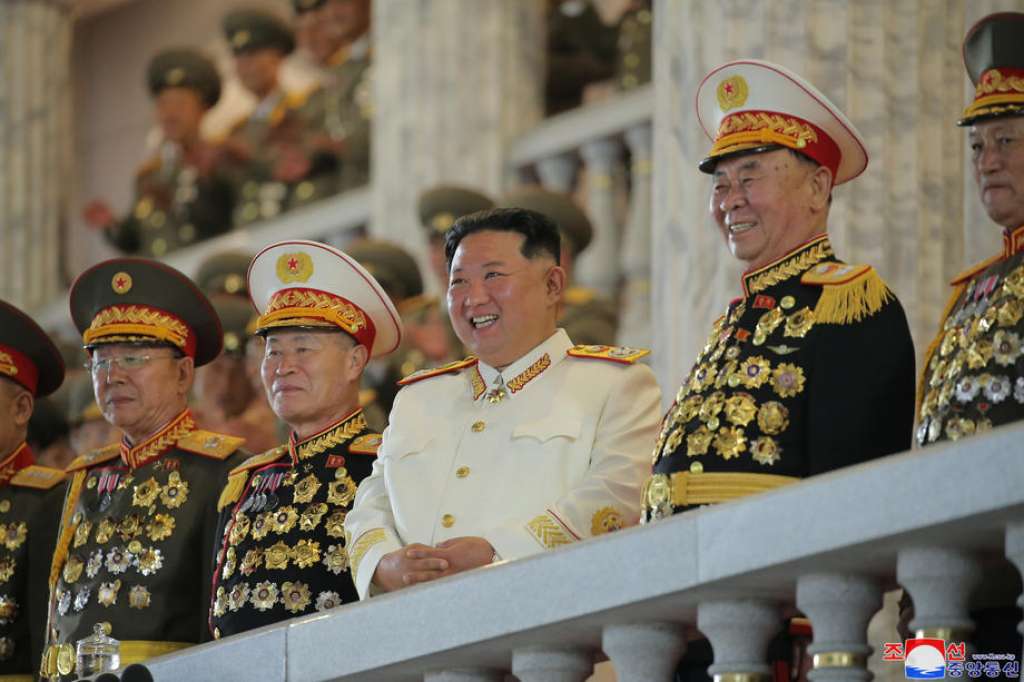 Kim Jong Un najavio da će Sjeverna Koreja ojačati svoje nuklearne kapacitete