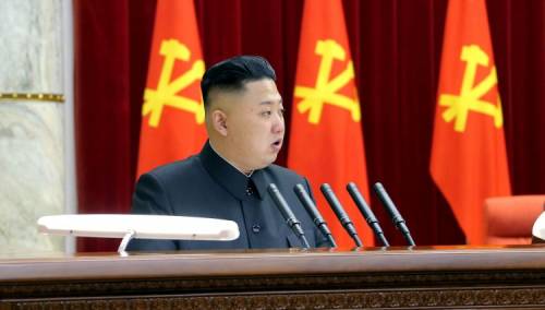 Kim Jong Un traži stvaranje 'apsolutno lojalnih' vojnih oficira