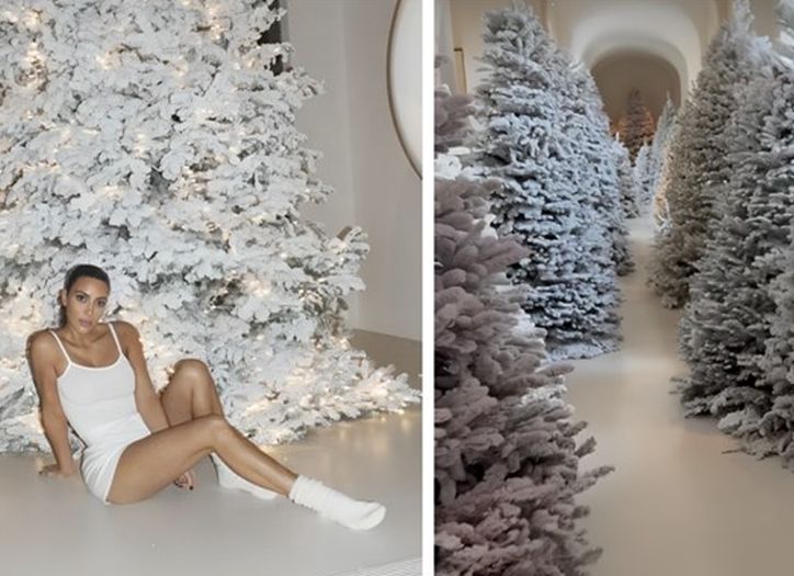 Kim Kardashian pokazala kako izgleda njen dom sa 15 novogodišnjih jelki
