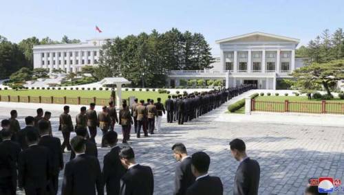 Kim sazvao plenarni sastanak partijskog komiteta, na dnevnom redu 'važna pitanja'