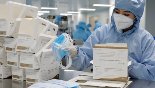 Kina je prikrivala virus kako bi nagomilala zalihe medicinske opreme