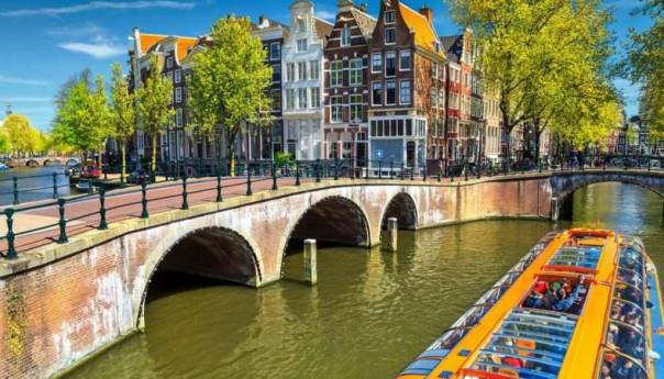 Kina optužena za uspostavu ilegalnih policijskih stanica u Nizozemskoj