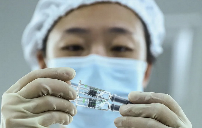 Kina počela upotrebljavati vakcinu protiv koronavirusa koja se udiše