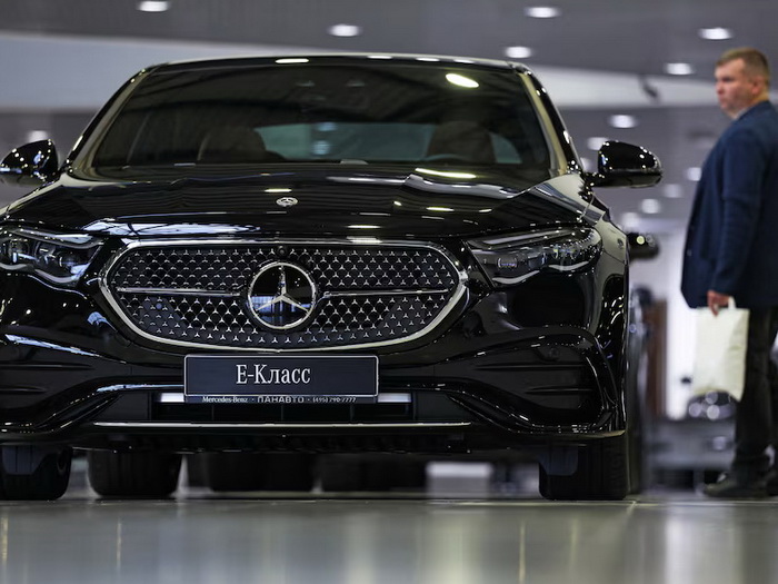 Kina postala glavni kanal za uvoz stranih automobila u Rusiju uprkos sankcijama