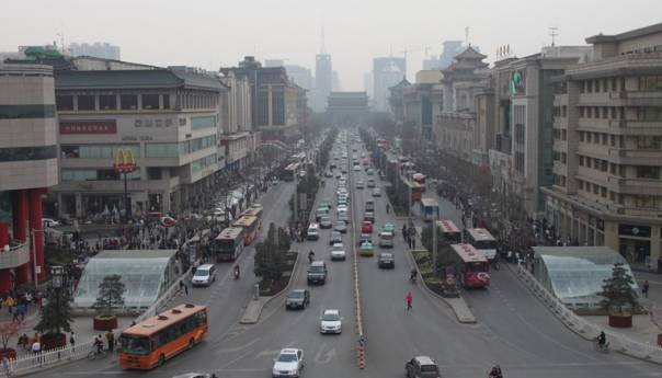 Kina uvela strogu karantenu u gradu od 13 miliona stanovnika