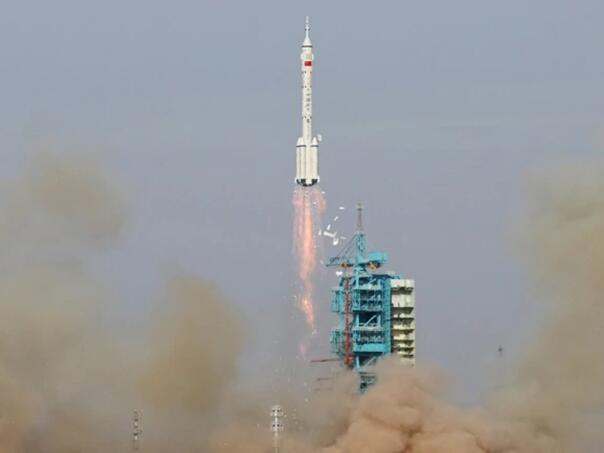 Kineska letjelica Shenzhou-22 lansirana na stanicu Tiangong