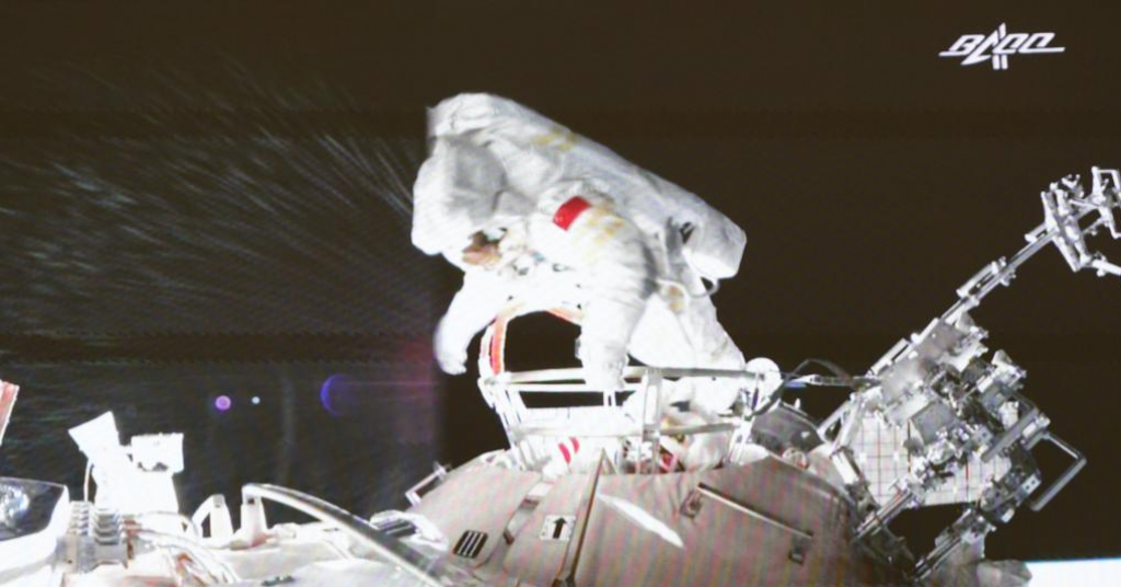 Kineski astronauti vratili se na Zemlju nakon 'uspješne' šestomjesečne misije
